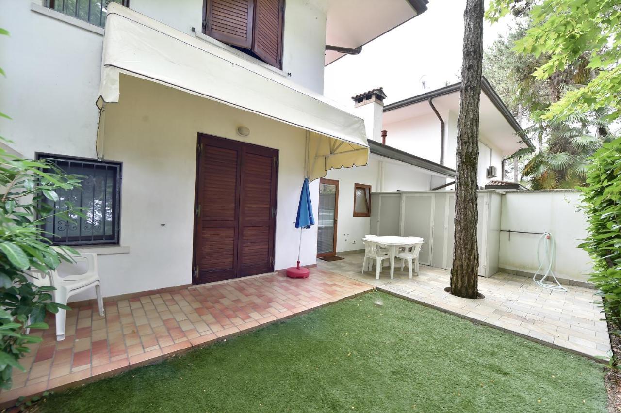 La Villa Elisabeth Lignano Sabbiadoro Exterior foto